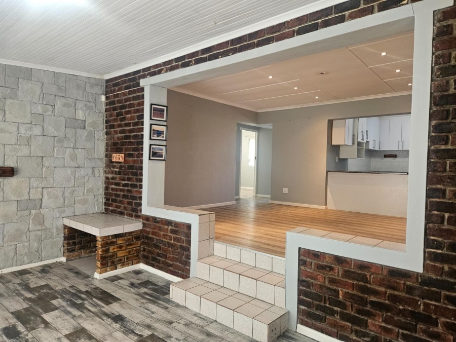 3 Bedroom Property for Sale in Pearly Beach Western Cape